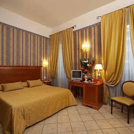 Hotel Golden 2*
